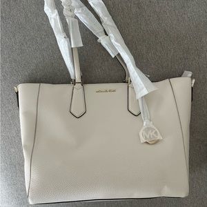 Michael Kors Kimberly Large Tote